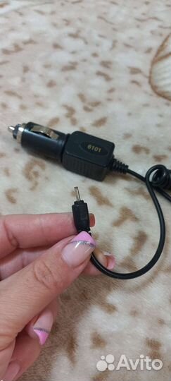 АВТОМОБИЛЬНАЯ зарядка для телефона