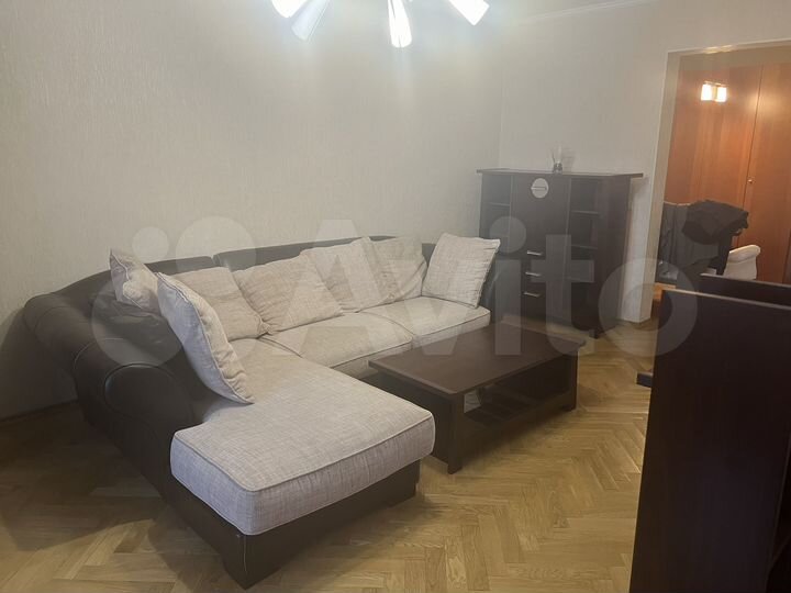 3-к. квартира, 90 м², 7/16 эт.