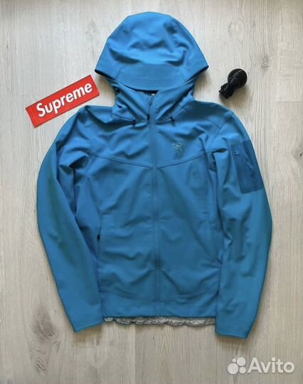 Ветровка arcteryx