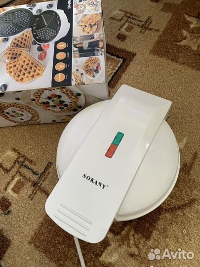 Электрическая вафельница
