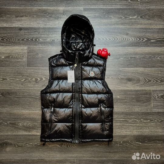 Moncler жилет