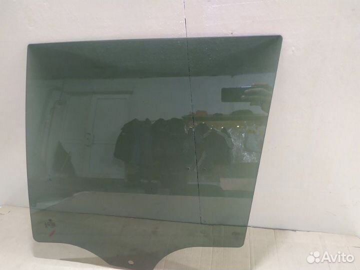 Стекло двери заднее левое Bmw X3 F25 20DX N47N