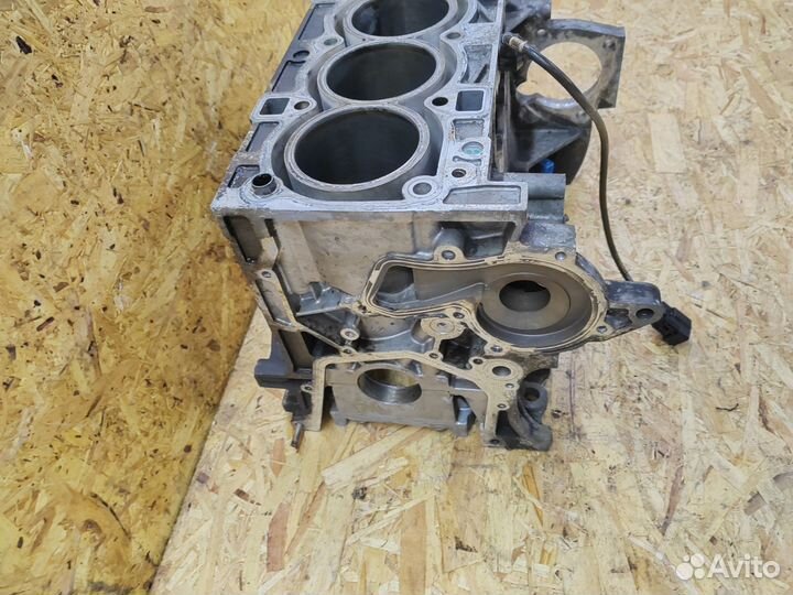Блок цилиндров Ford focus 2 1.6 115лс sida