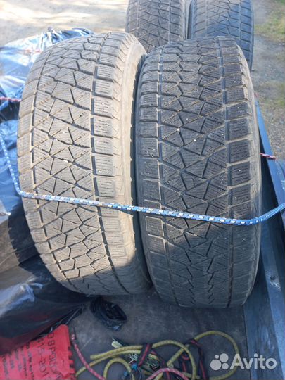 Bridgestone Blizzak DM-V2 225/65 R17 Q