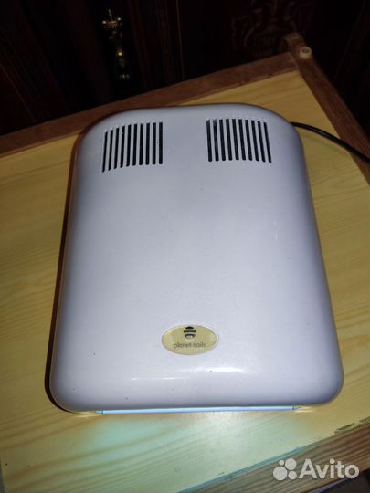 Уф-лампа для ногтей