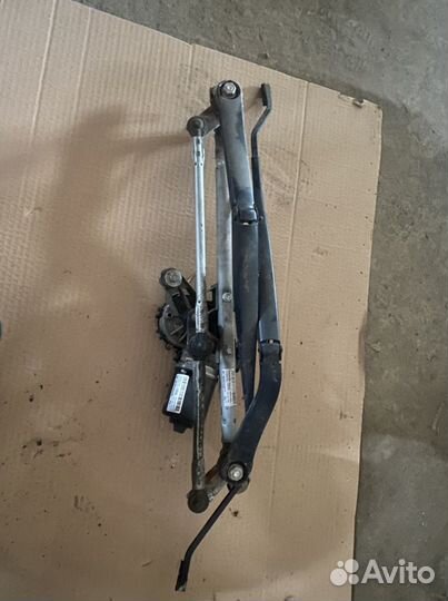 Трапеция стеклоочистителей Шевроле cruze