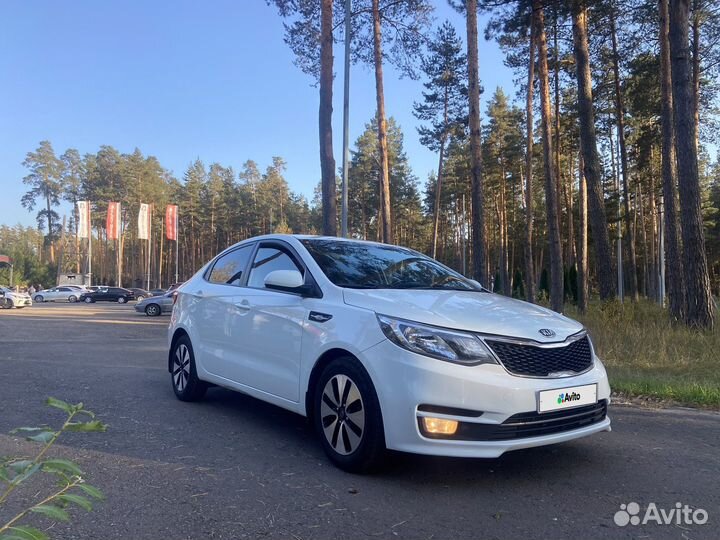 Kia Rio 1.6 AT, 2015, 121 000 км
