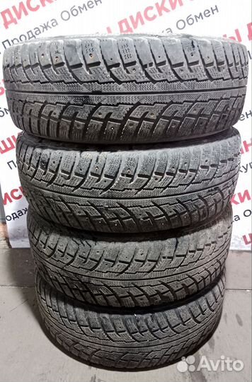 Kumho I'Zen RV Stud KC16 235/60 R18 107T