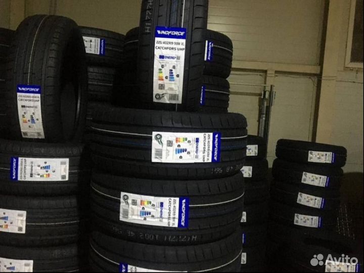 Windforce Catchfors UHP 225/40 R19 93W