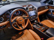 Bentley Bentayga 6.0 AT, 2016, 21 000 км, с пробегом, цена 16 000 000 руб.