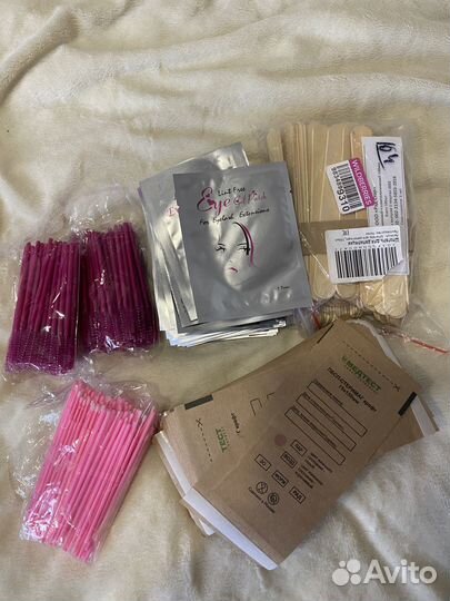 Инструменты и материалы для наращивания ресниц