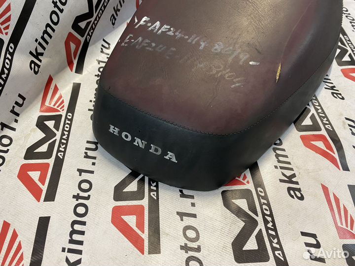 Сиденье Honda Tact AF24