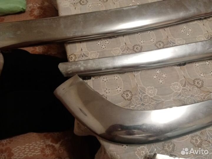 Хром на бампер газ 31105
