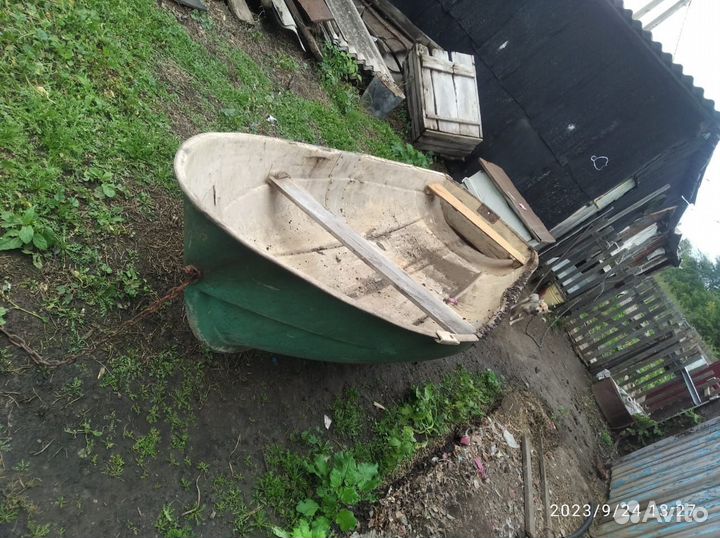 Лодка под мотор 5лс
