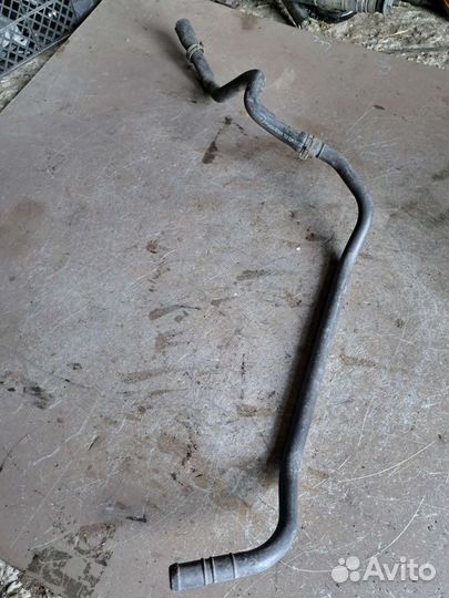 Трубка охлаждения Mercedes W211