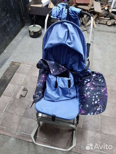 Зимняя детская коляска