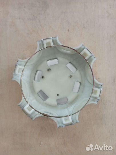 Колпак на ступицу Toyota Prado