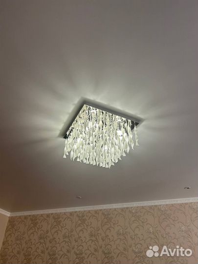 Люстра потолочная бу