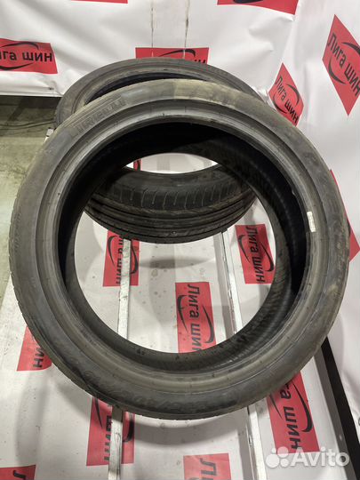 Pirelli P Zero 235/40 R19