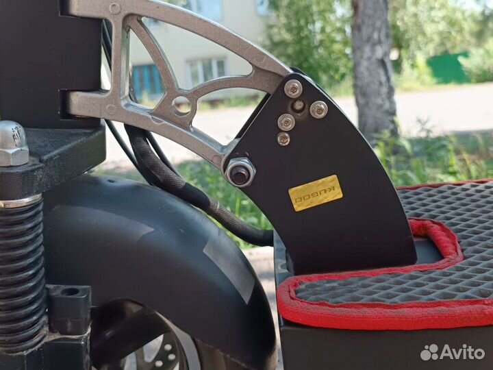 Электросамокат kugoo m4