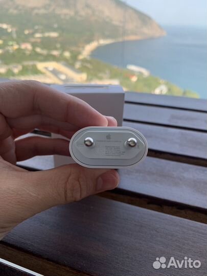 Блок зарядки iPhone 20w