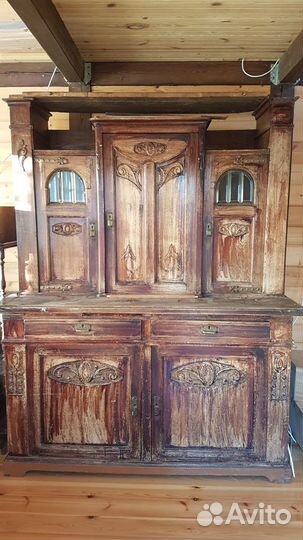 Антикварный буфет