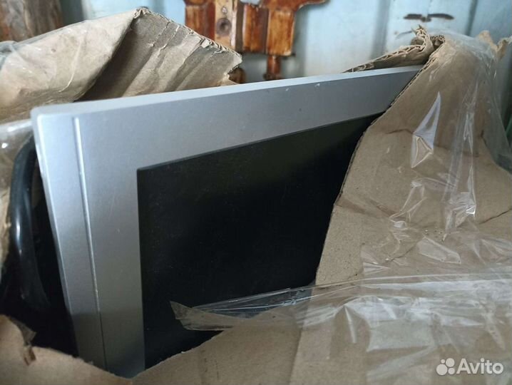 Монитор ЖК телевизор 17 LG