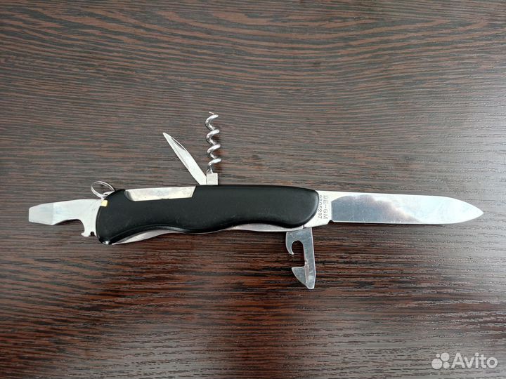 Бронь. Складной нож Victorinox Picknicker