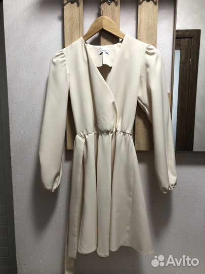 Платье женское 42 44