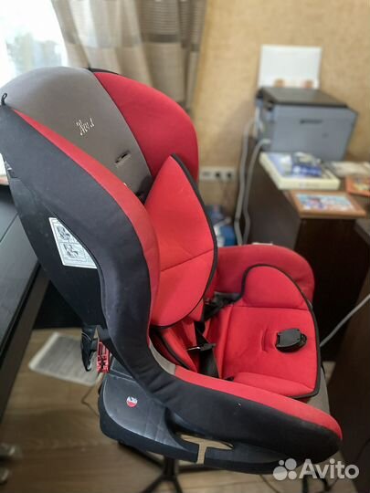 Детское кресло в машину