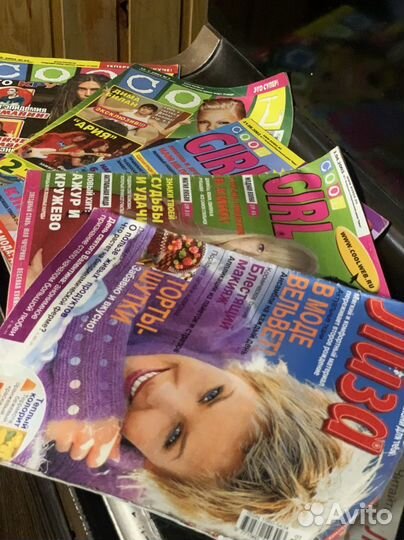 Реквизит и банер для вечеринки 90-х