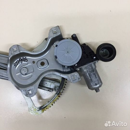 Стеклоподъемник электр. передний правый Toyota Aur