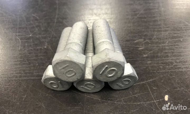 Болт крепления kia Cerato 2013