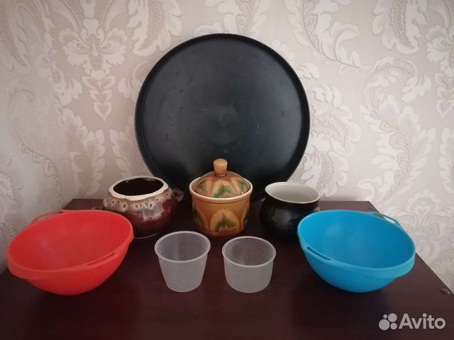 Столовая посуда. Поднос. Мерные стаканы