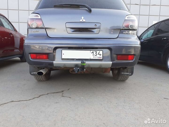Фаркоп для Mitsubishi Outlander 2003-2006
