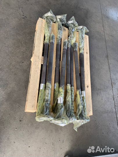 Полуоси камаз 43118 короткие/длинные оригинал