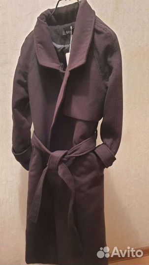 Пальто для девочки 156 -160.размер S Длина 101см