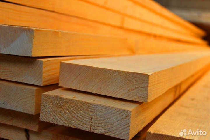 Доска лиственница строганная разных сечений