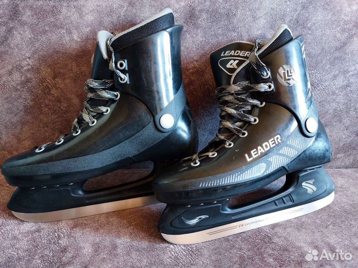 Коньки хоккейные 40 размер