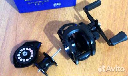 Катушки кастинговые мультипликаторные DH-200 R