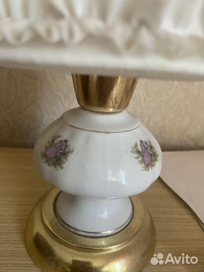 Лампа настольная