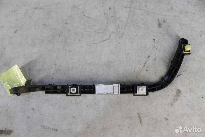 Крепление бампера honda CR-V RD4-9 01-06 заднего R