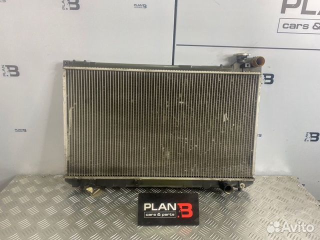 Радиатор охлаждения двигателя Toyota Mark 2 JZX110