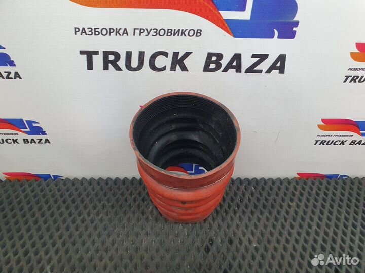 Патрубок интеркулера