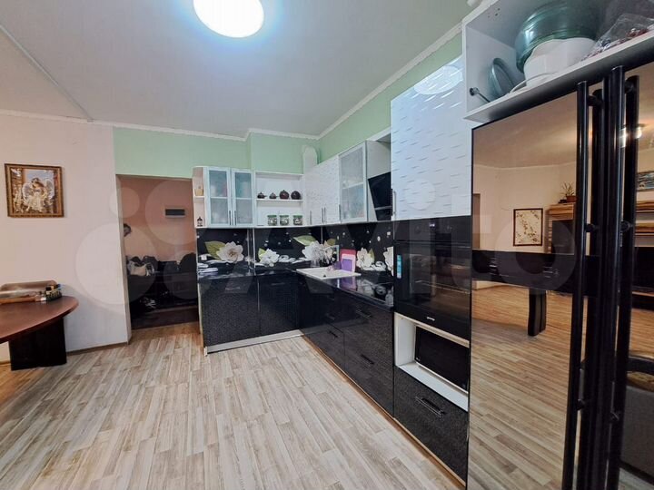 3-к. квартира, 76 м², 3/16 эт.