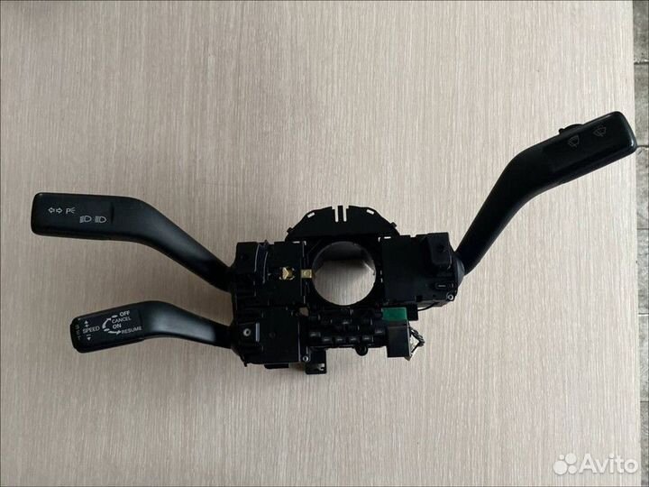 Переключатель подрулевой в сборе Volkswagen Passat