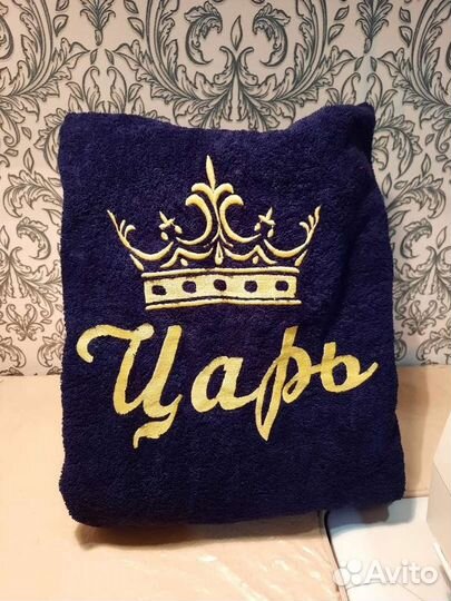 Халат с вышивкой