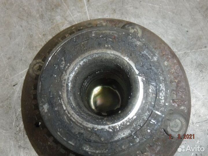 Ступица задняя правая Mitsubishi Lancer 9 4G13