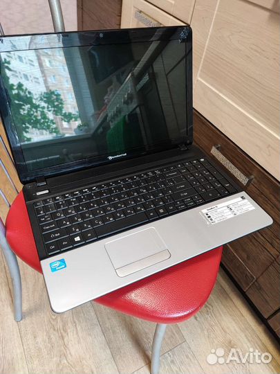 Шикарный Ноутбук на SSD