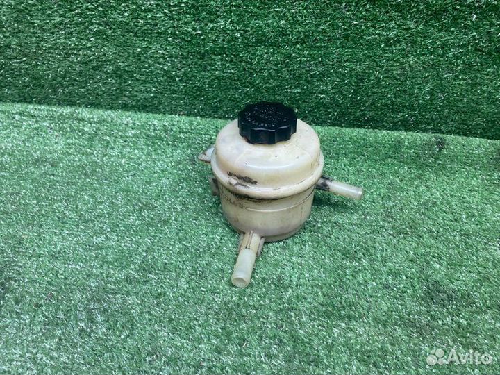 Бачок гур Kia Spectra